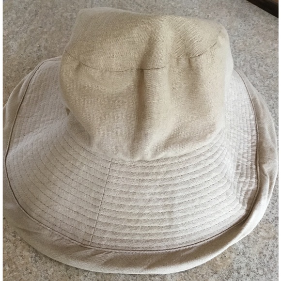Nine West sun hat - Picture 2 of 4
